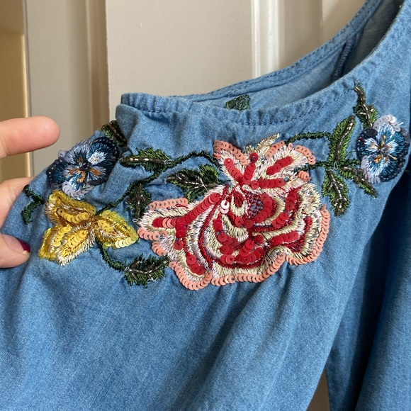 Gorgeous Zara denim cold shoulder dress in size S - Picture 5 of 7